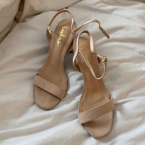 Lulus- Arya nude suede block heel